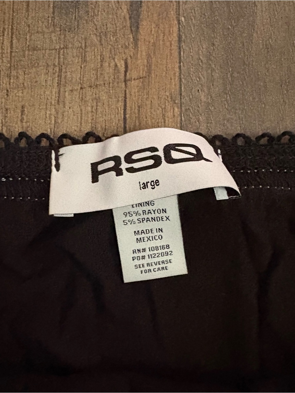 RSQ Black Mesh Mini Skirt w/ Trim and White Bow Accents, Ruffle Hem, Large, NWT - Picture 4 of 8